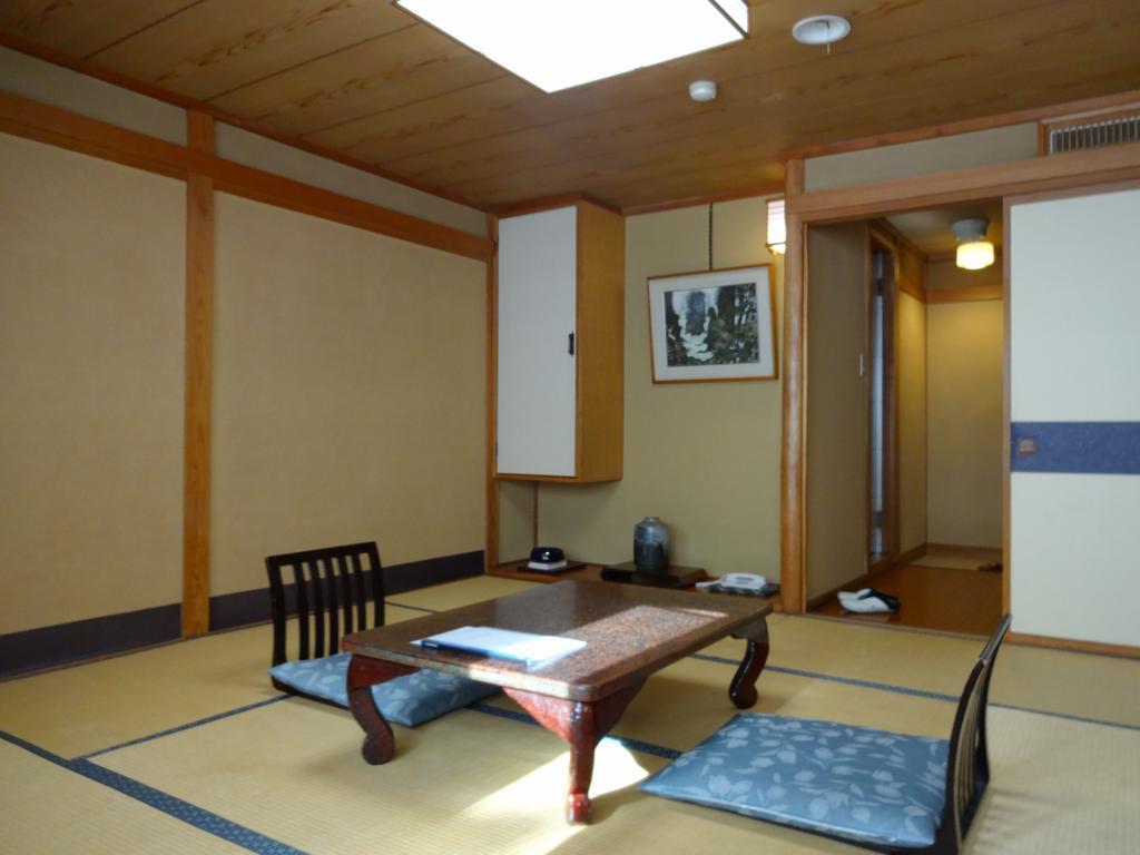 Jizokan Matsuya Ryokan Нагано Номер фото