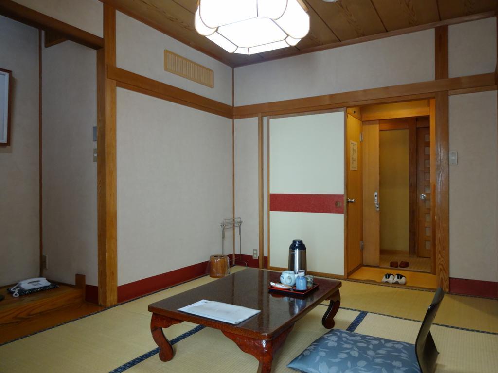 Jizokan Matsuya Ryokan Нагано Номер фото